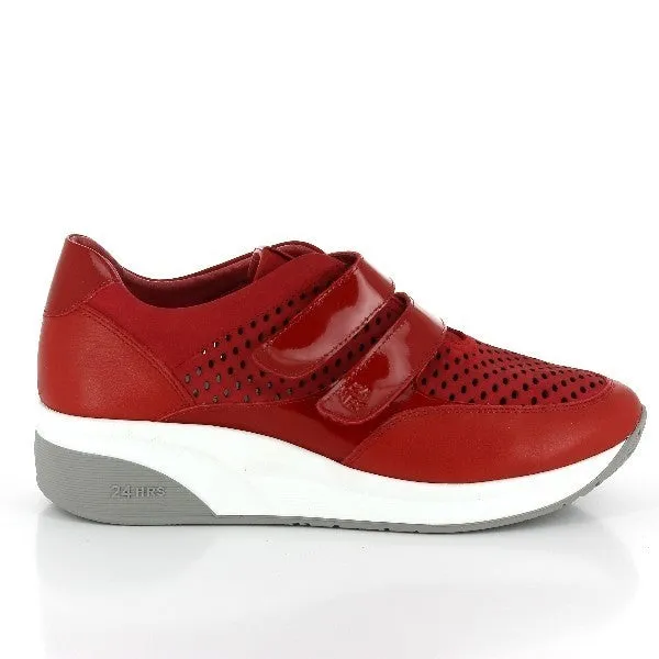24 Hrs 22832 Red Sneakers